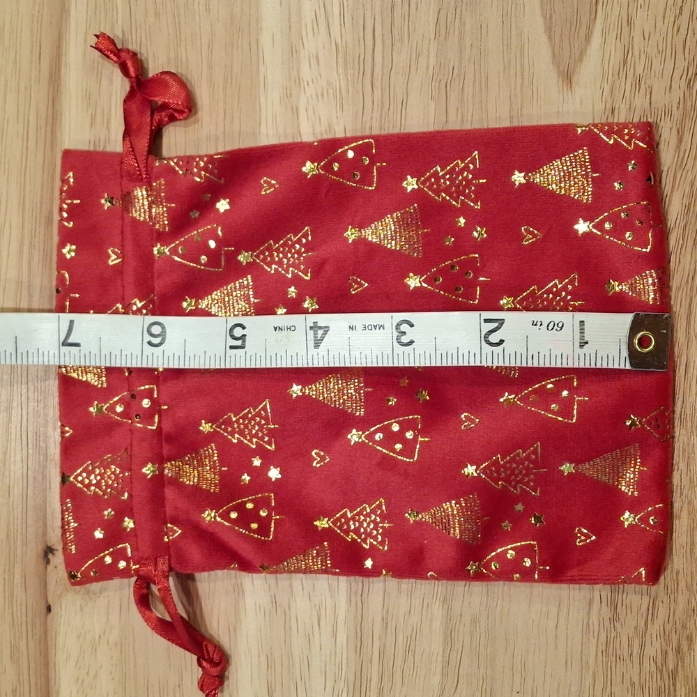 6 Assorted Red Drawstring Bags - Picture 6 of 7
